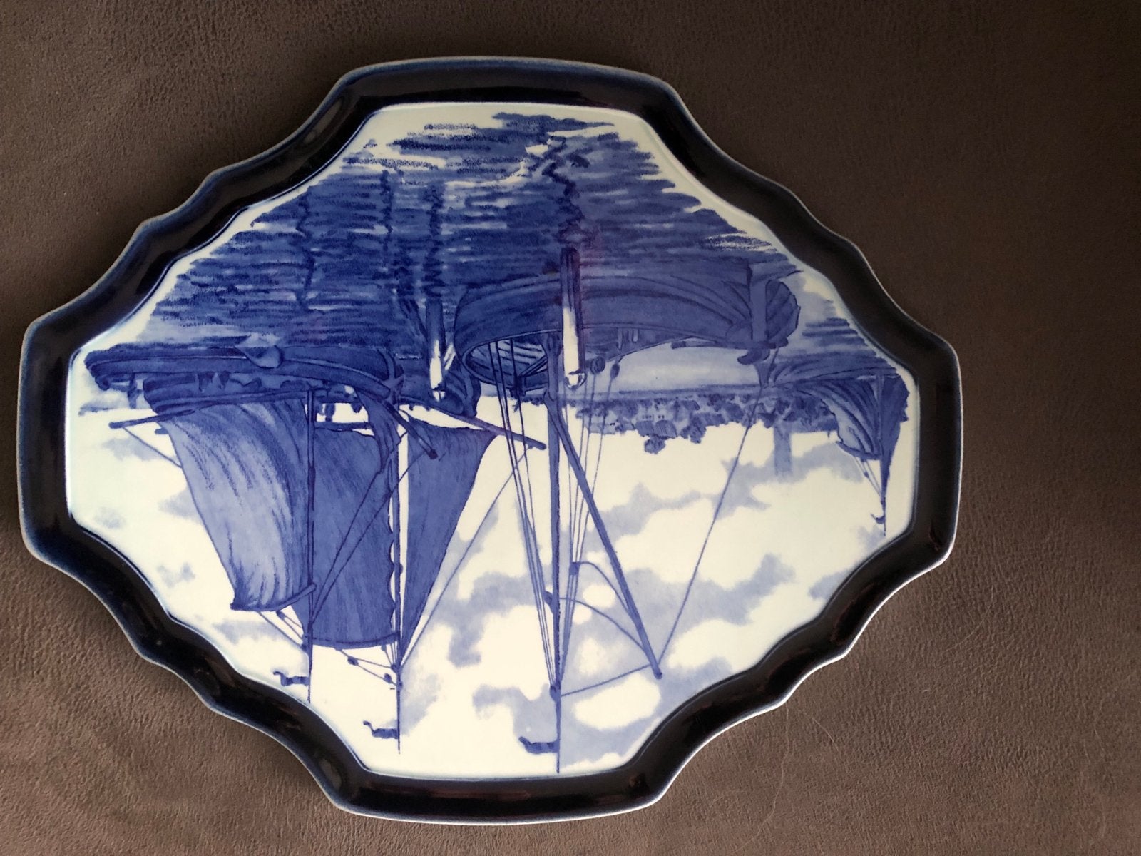 Antieke Boch Delfts Blauw Schaal met Zeilschip, Ophalen of Verzenden