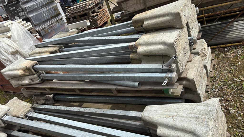 Hekwerk palen, Ophalen, Overige materialen, Minder dan 3 meter