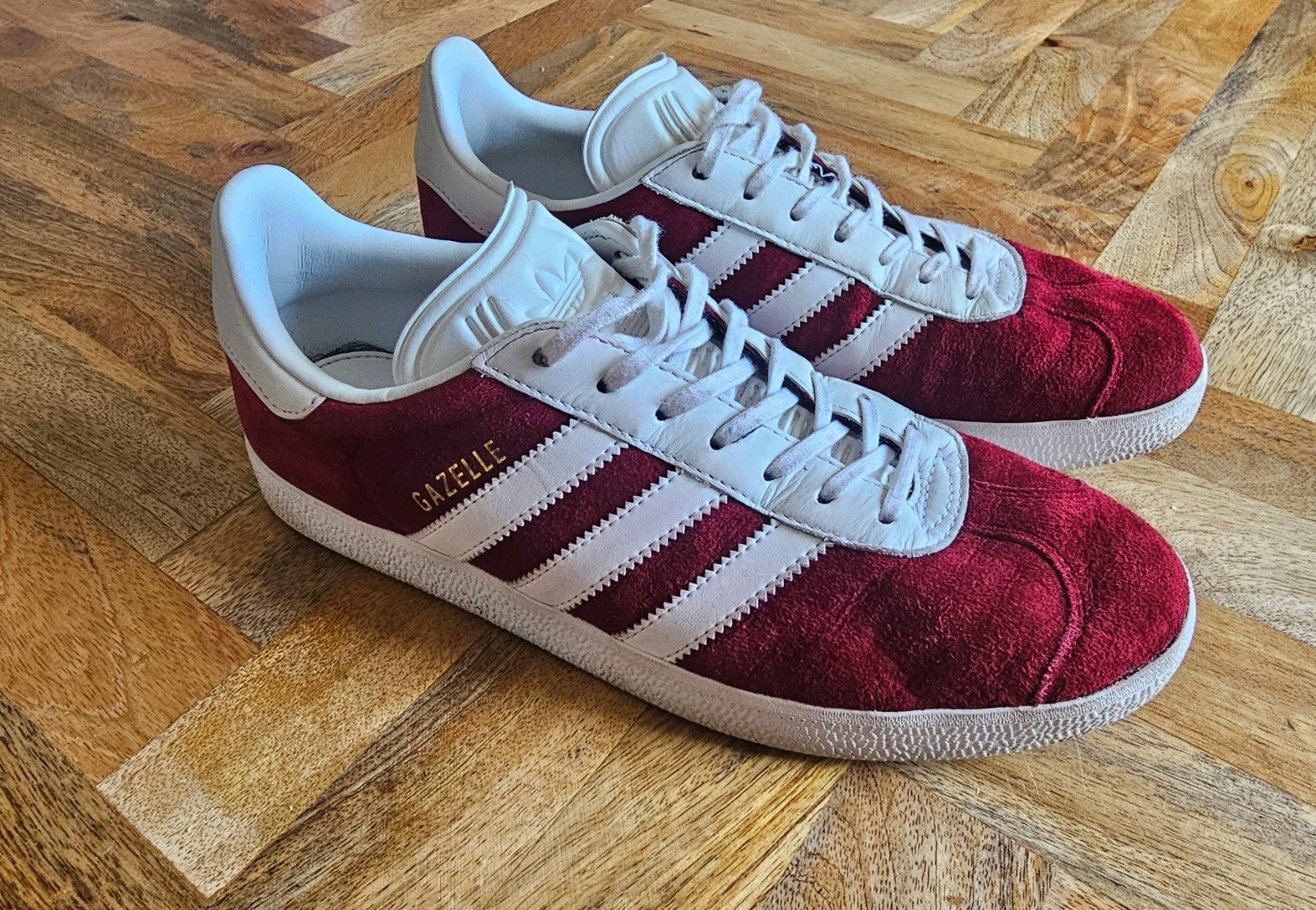 Adidas Gazelle sneakers - Bordeauxrood - maat 40 2/3, Adidas, Ophalen of Verzenden, Sneakers of Gympen, Gedragen