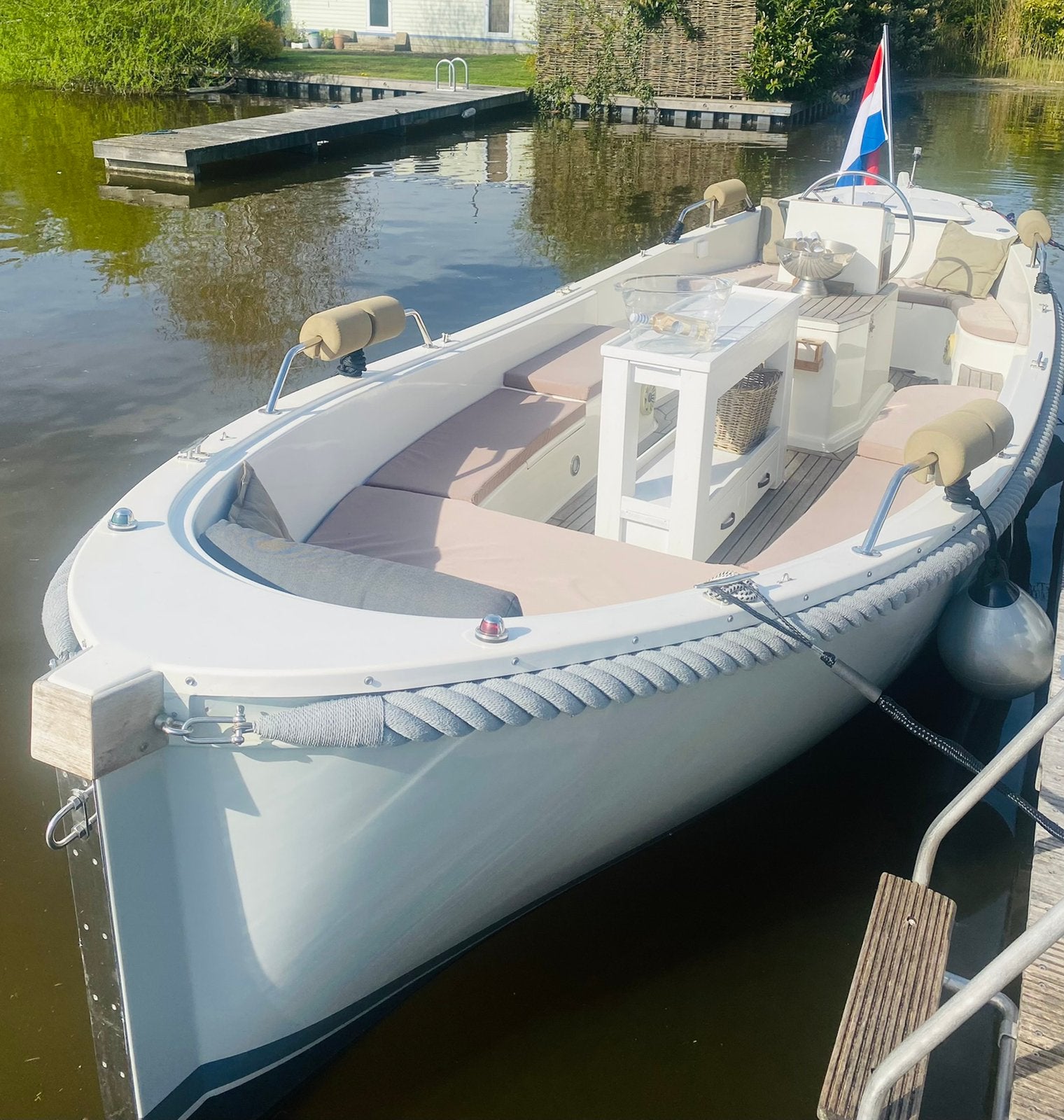 Sloep Ariadne 780, grijs-wit, vaarklaar met Boegschroef, Watersport en Boten, Consoleboot, Gebruikt, Binnenboordmotor, Boegschroef