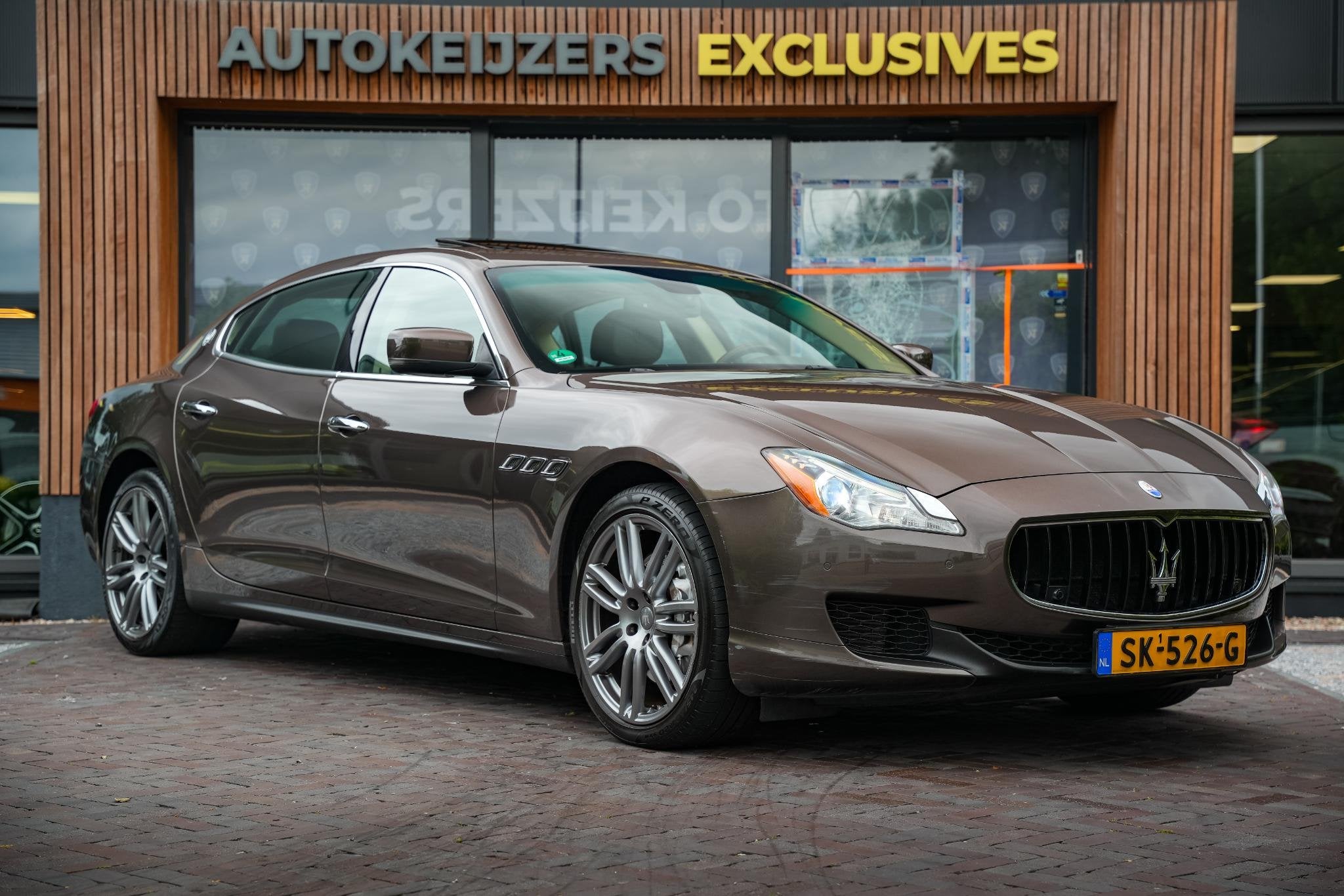 Maserati Quattroporte 3.0 S Q4 Achteruitrijcamera DAB+ Stoel, Auto's, Maserati, Euro 5, Gebruikt, Bruin, 120 €/maand