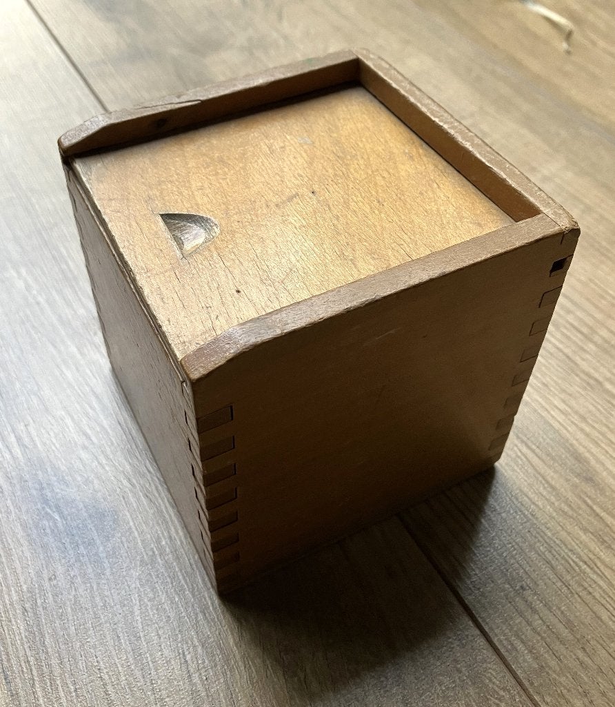 Opbergdoos met houtenblokjes, Ophalen of Verzenden, Gebruikt, Overige typen