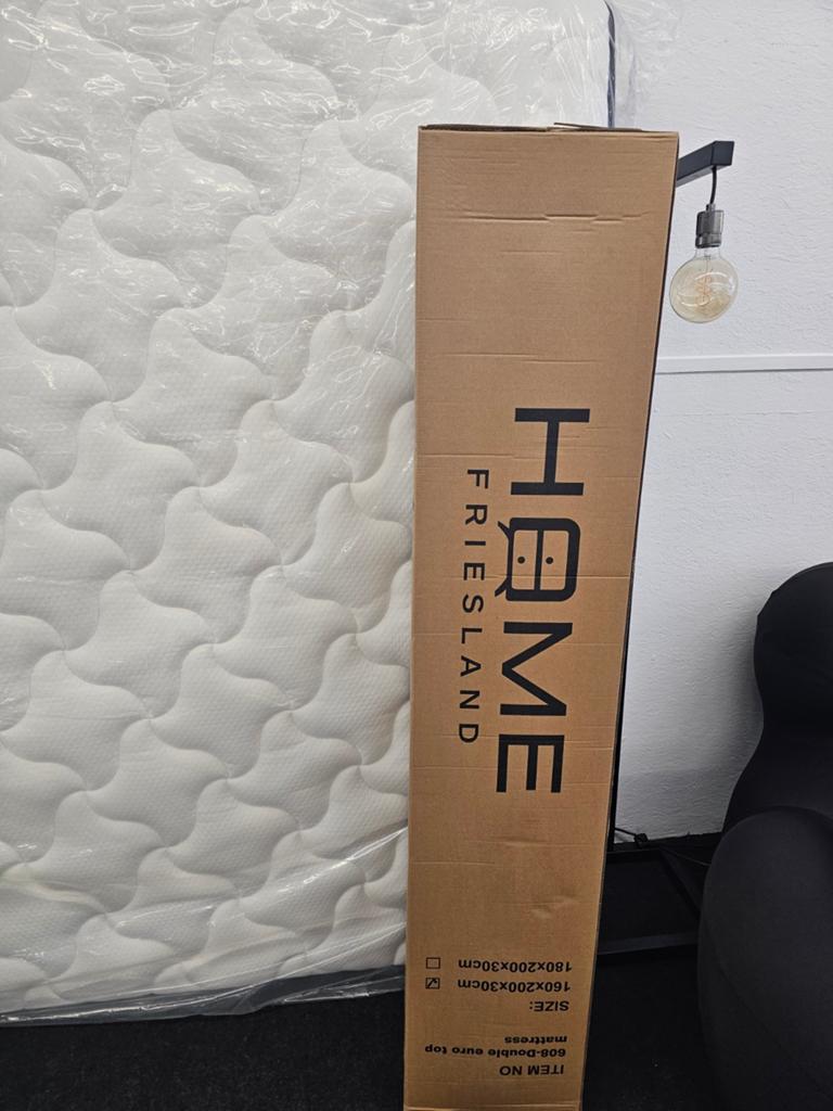 Vacuüm verpakte matrassen met Pocketvering aan beide kanten, Info@homefriesland.nl, Kelvinstraat 6 8912BA, 160 cm, Nieuw