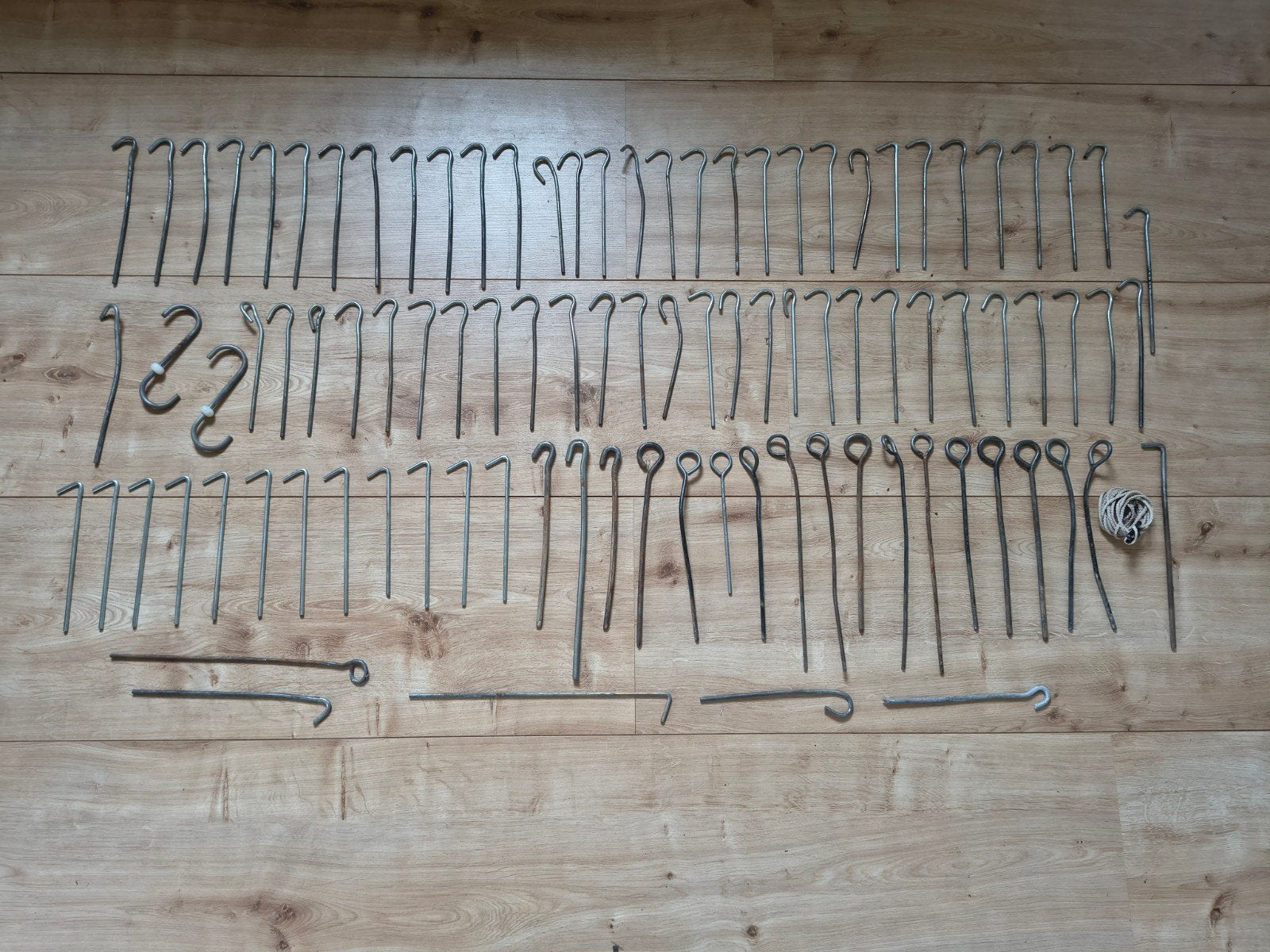 Enorme set RVS haringen, tentharingen, grondpennen RVS., Gebruikt, Onb, Ophalen of Verzenden, Onb
