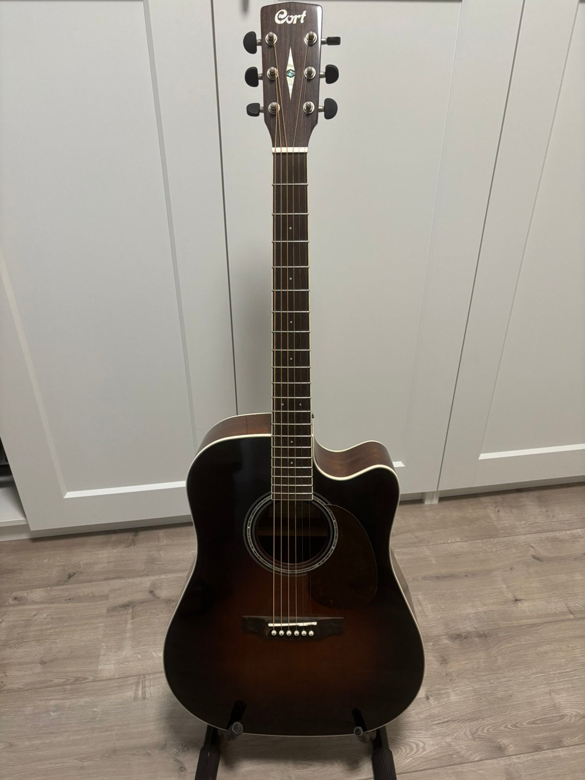 Cort MR710F, Ophalen, Zo goed als nieuw, Western- of Steelstringgitaar