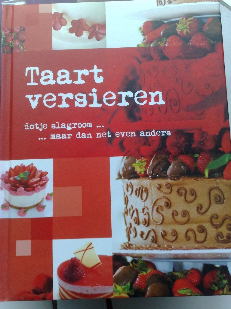 Boek - Taart versieren , dotje slagroom, Verzenden, Zo goed als nieuw, Taarten, Boek of Tijdschrift