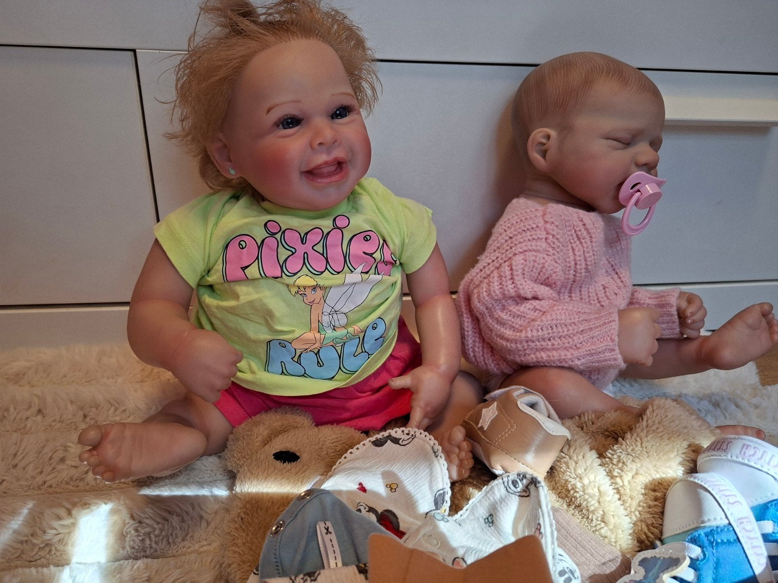 2 prachtige zgan poppen met kleding, Ophalen, Zo goed als nieuw, Babypop