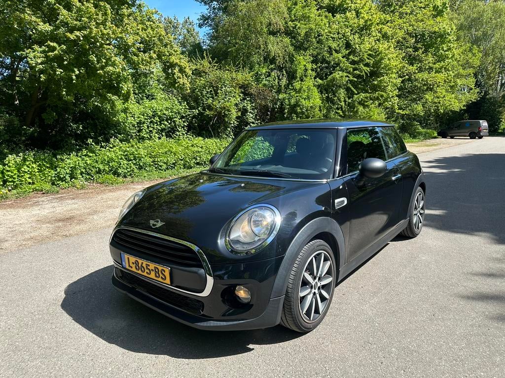 Mini ONE 2018 Zwart, Auto's, Mini, Voorwielaandrijving, Stof, 74 pk, Zwart