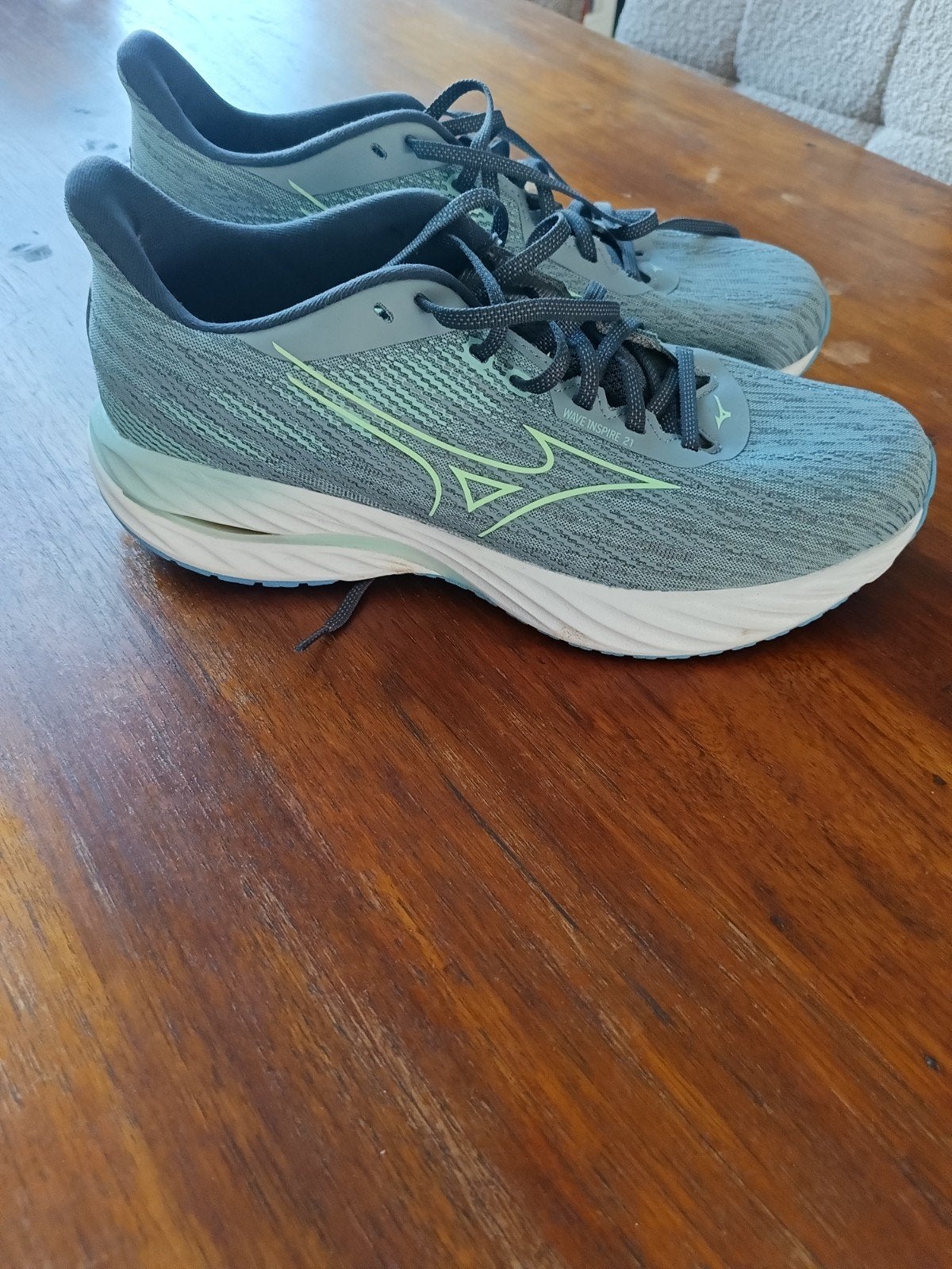 Loopschoenen Wave Inspire 21, Sport en Fitness, Ophalen, Zo goed als nieuw, Hardloopschoenen, Overige merken