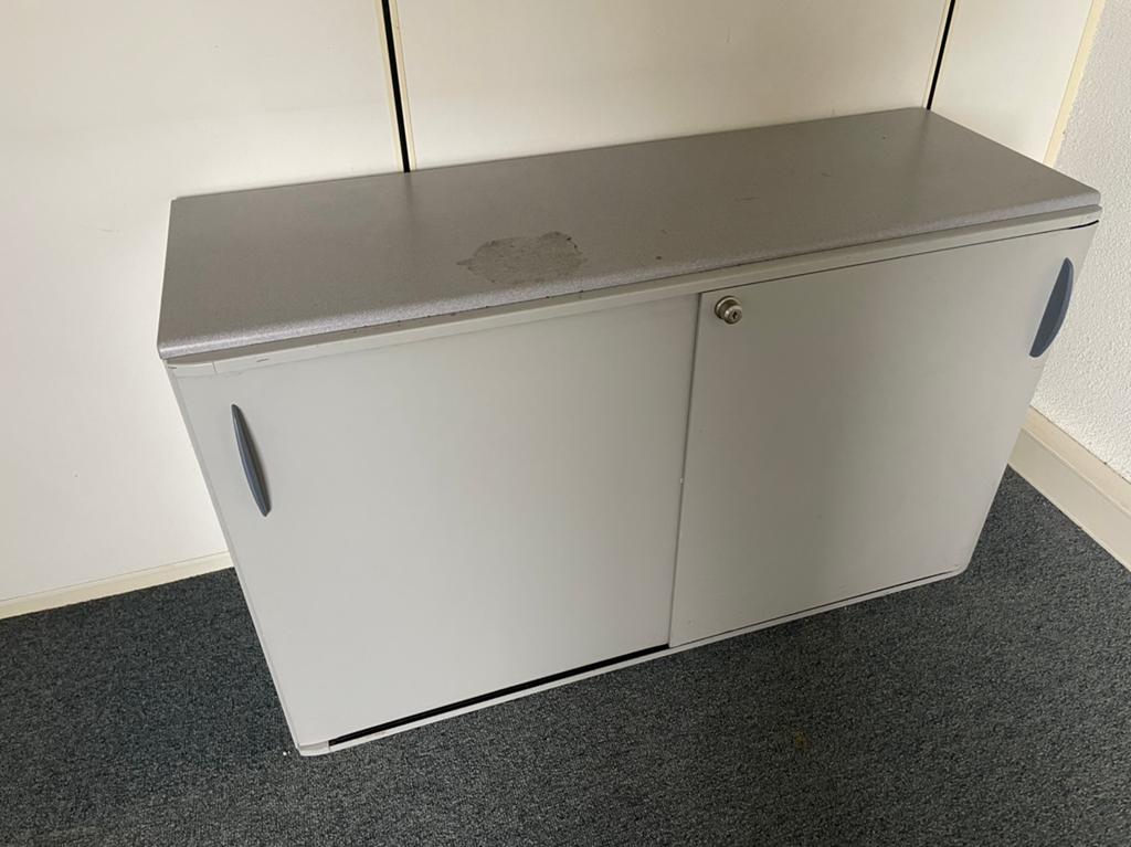 Gereedschap Kast van metaal, Ophalen, Zo goed als nieuw, Minder dan 70 cm