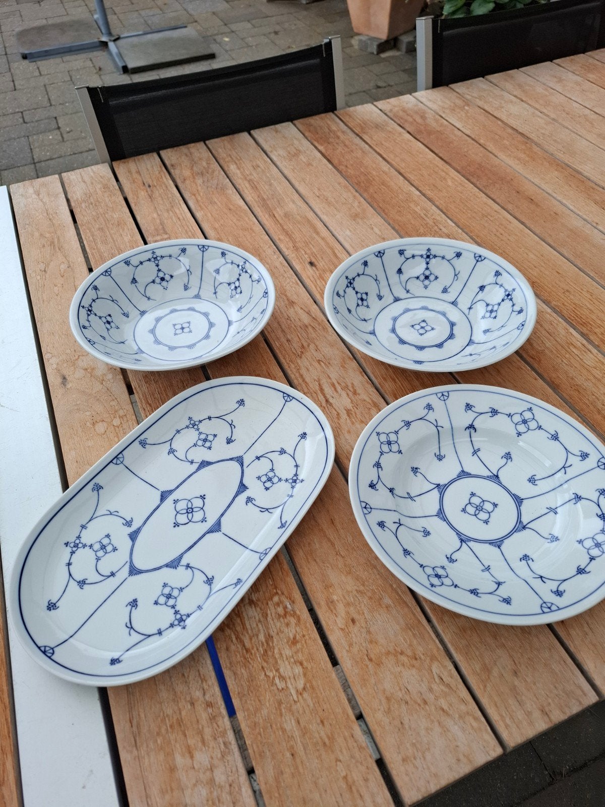 4 schalen met blauw-wit decor, Antiek en Kunst, Ophalen