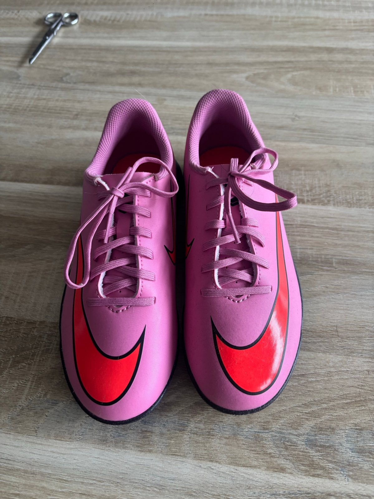 Roze Nike Mercurial voetbalschoenen - Maat 37,5, Maat XS of kleiner, Ophalen of Verzenden, Nieuw, Schoenen