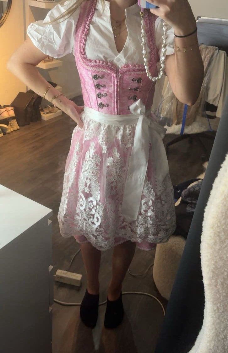 Roze Kruger Dirndl - Traditionele Beierse Jurk, Kleding | Dames, Ophalen of Verzenden, Zo goed als nieuw, Roze, Maat 36 (S)