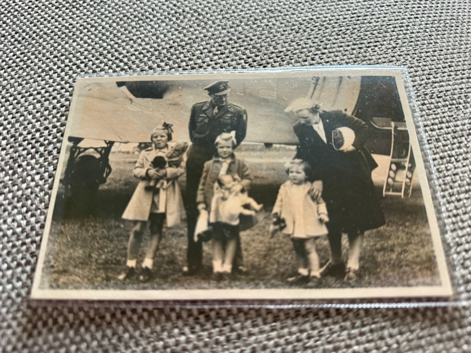 Teuge aankomst prinselijk Gezin Teuge, Ophalen of Verzenden, 1940 tot 1960, Noord-Holland