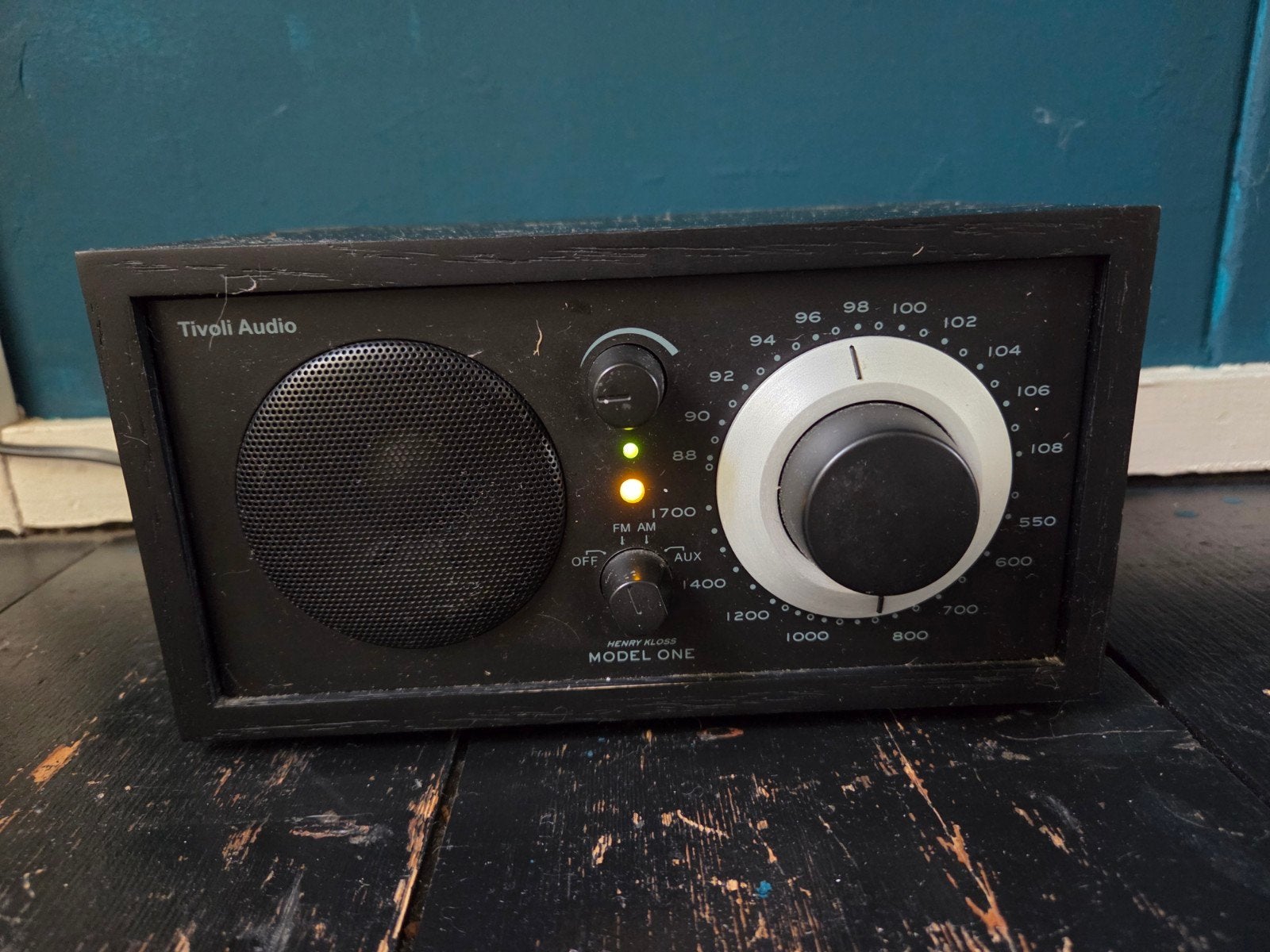 Tivoli Audio Model One Radio - Zwart, Ophalen of Verzenden, Gebruikt, Radio