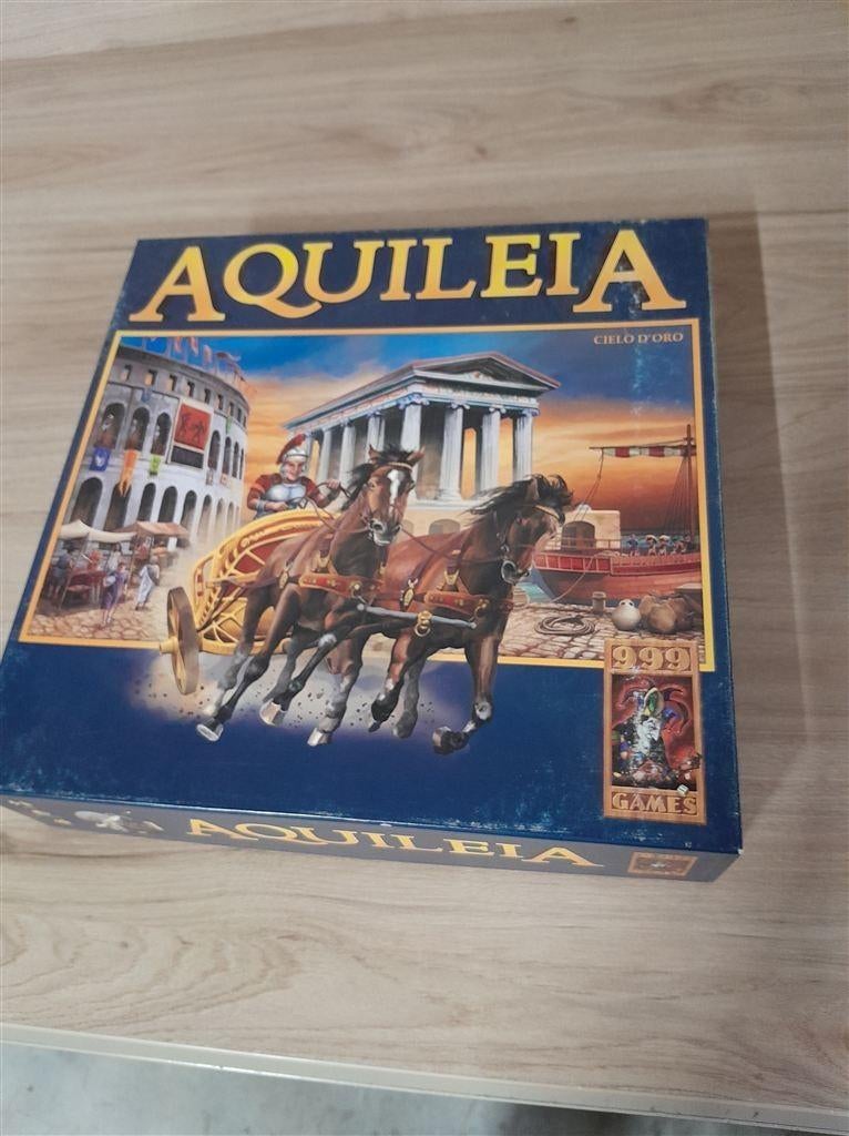 Aquileia - 999 games - s1913, Hobby en Vrije tijd, Gezelschapsspellen | Bordspellen, Verzenden, Zo goed als nieuw