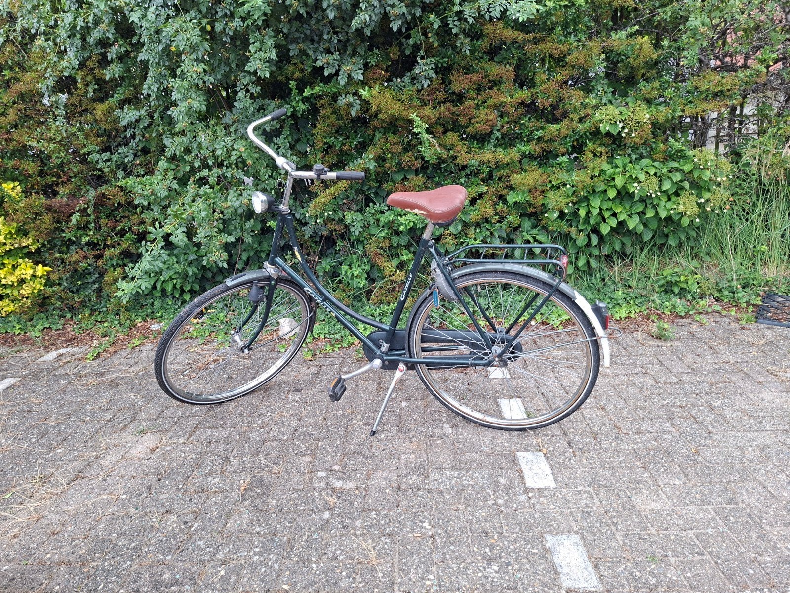 Nog goede Gazelle fiets - lampen defect, lichte roest, Ophalen, Terugtraprem, (Extra) lage instap, Zo goed als nieuw