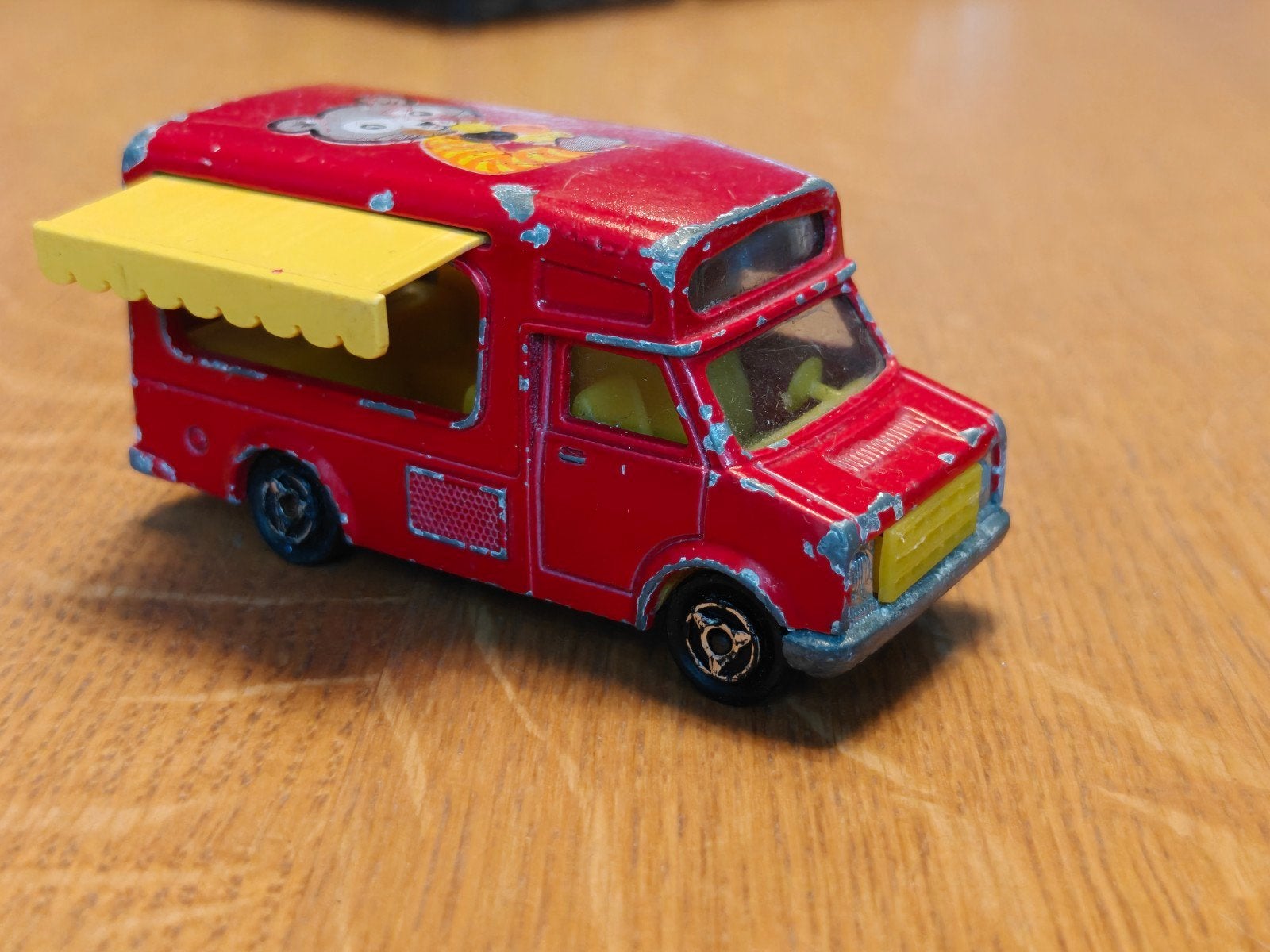 Majorette Ijsco Wagen Fourgon ROOD, Ophalen of Verzenden, Zo goed als nieuw, Auto