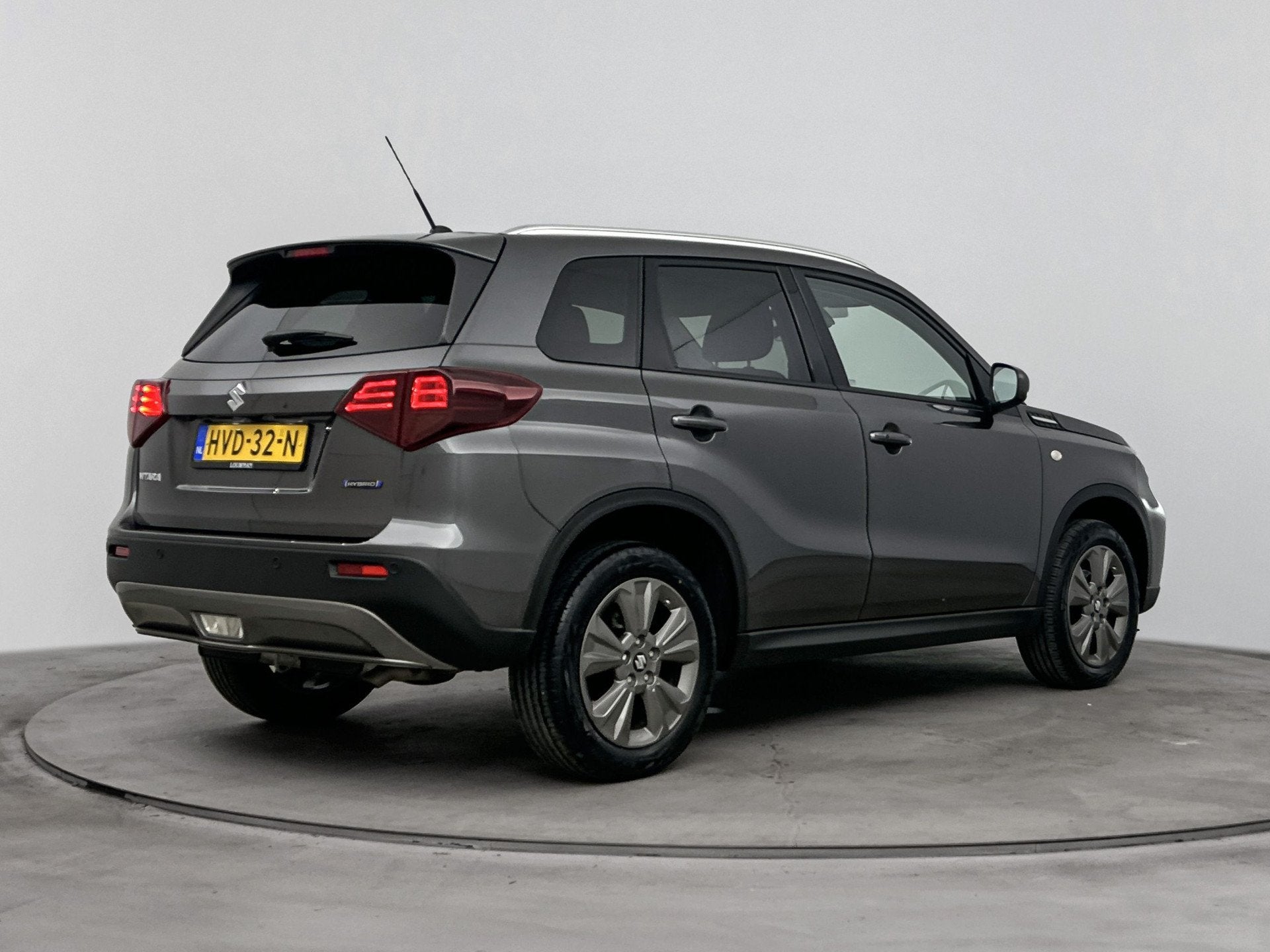 Suzuki Vitara 1.5 Hybrid Select Automaat | Navigatie | Dodeh, 12 maanden, Stof, Gebruikt, 4 cilinders