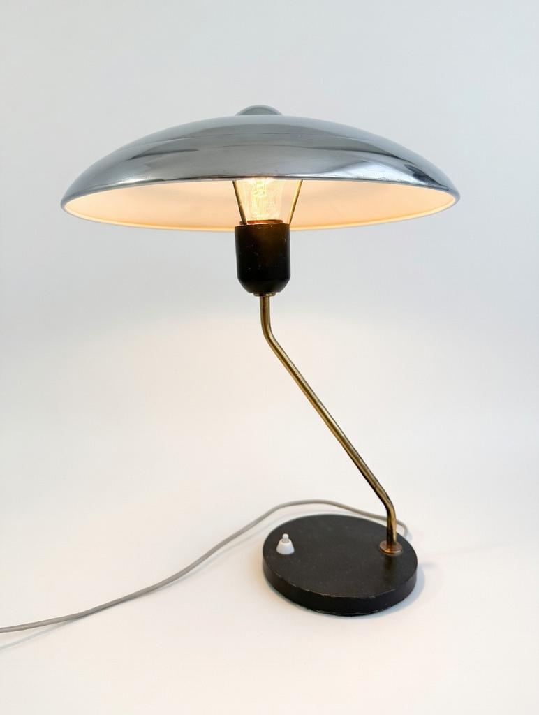 Philips Louis Kalff “Romeo” bureaulamp met chromen kap, Antiek en Kunst, Ophalen of Verzenden