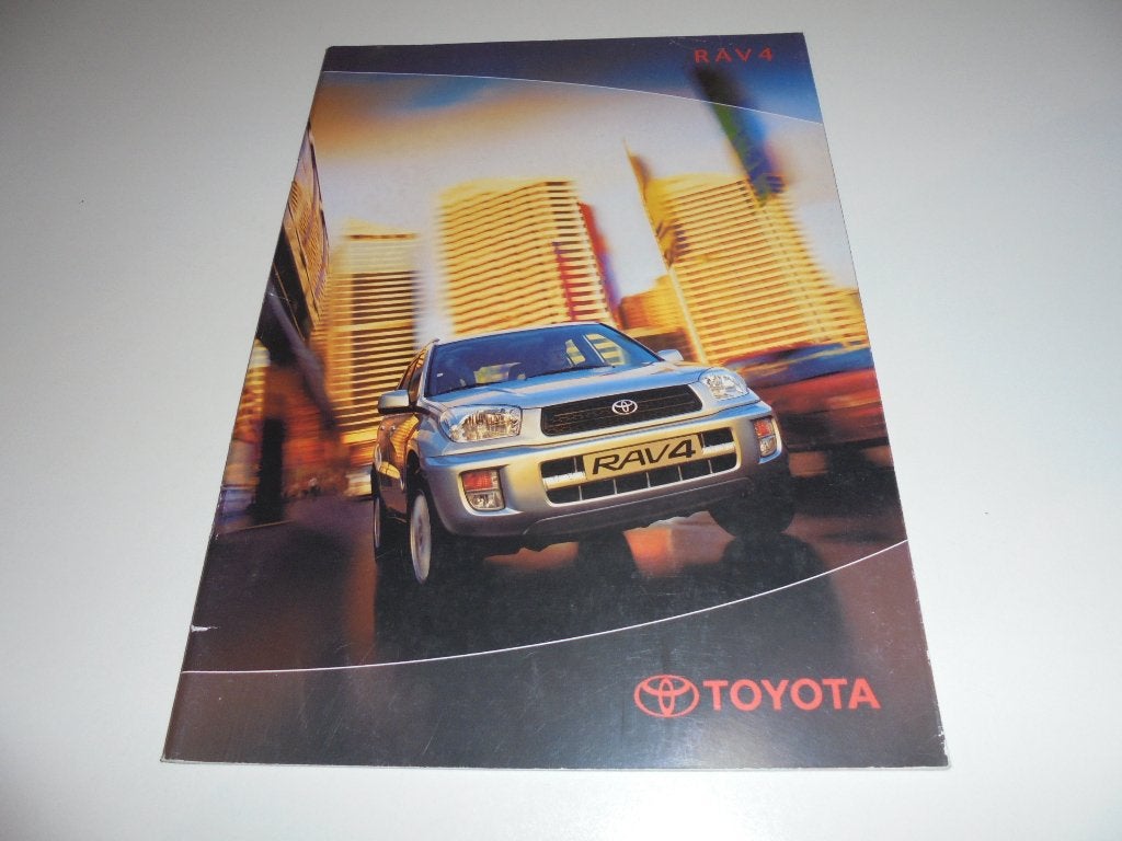 brochure Toyota RAV4  2002, Ophalen of Verzenden, Gelezen, Toyota