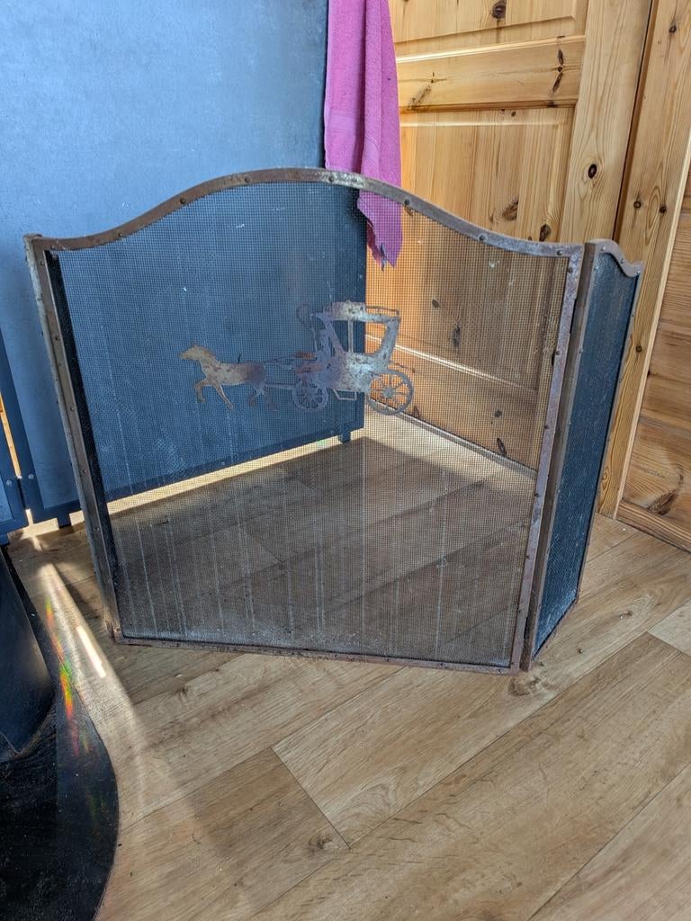 Antiek haardscherm met paard en koets decoratie, Huis en Inrichting, Haarden, Ophalen