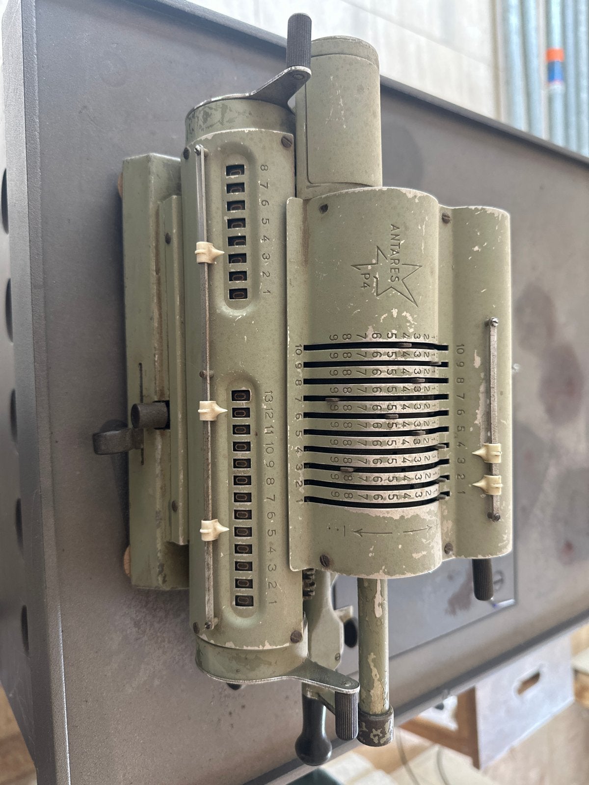 Antares P4 Vintage Rekenmachine - Made in Italy, Antiek en Kunst, Ophalen