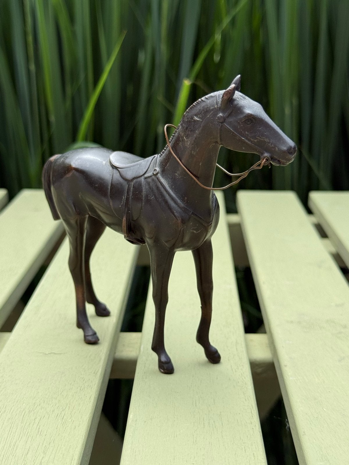 Bronzen paardenbeeld J.B. - 12 cm hoog, Minder dan 20 cm, Ophalen of Verzenden, Gemerkt, Beeld