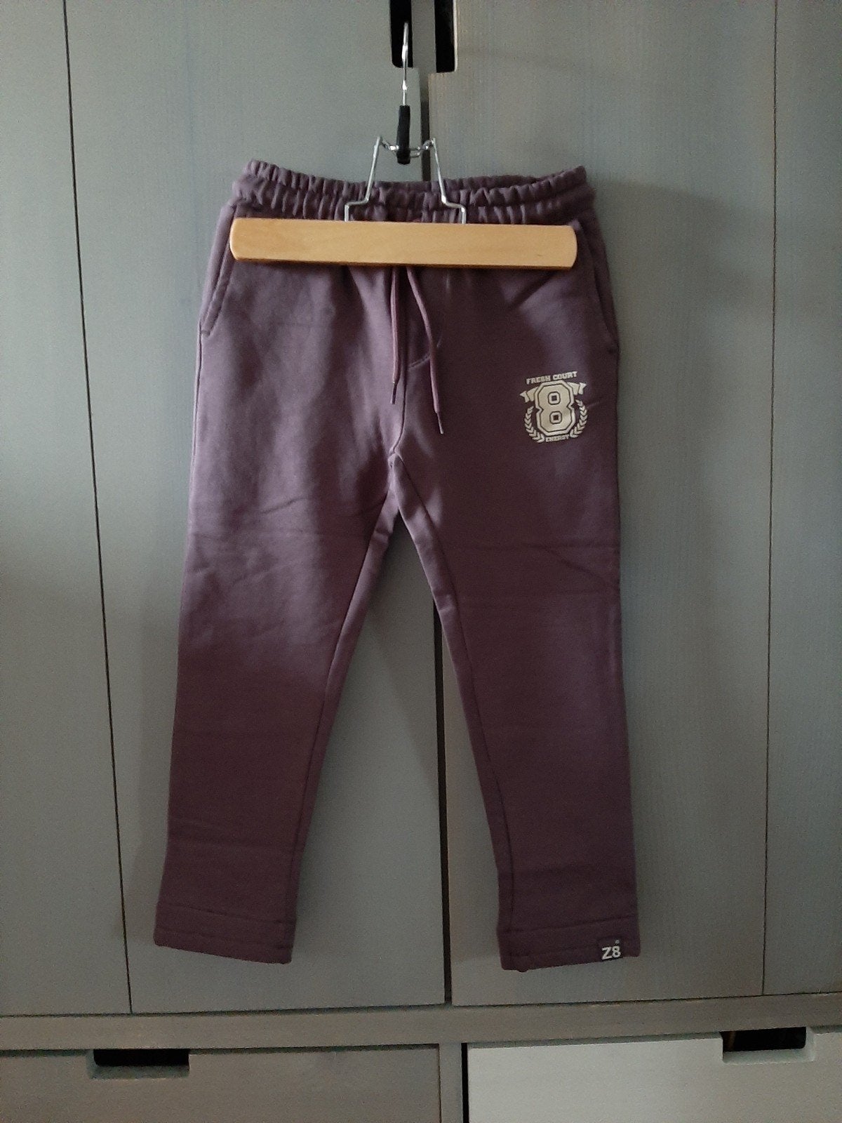 Z8 Ruben Frosted plum broek maat 110 Nieuw!, Broek, Z8, Nieuw, Ophalen of Verzenden