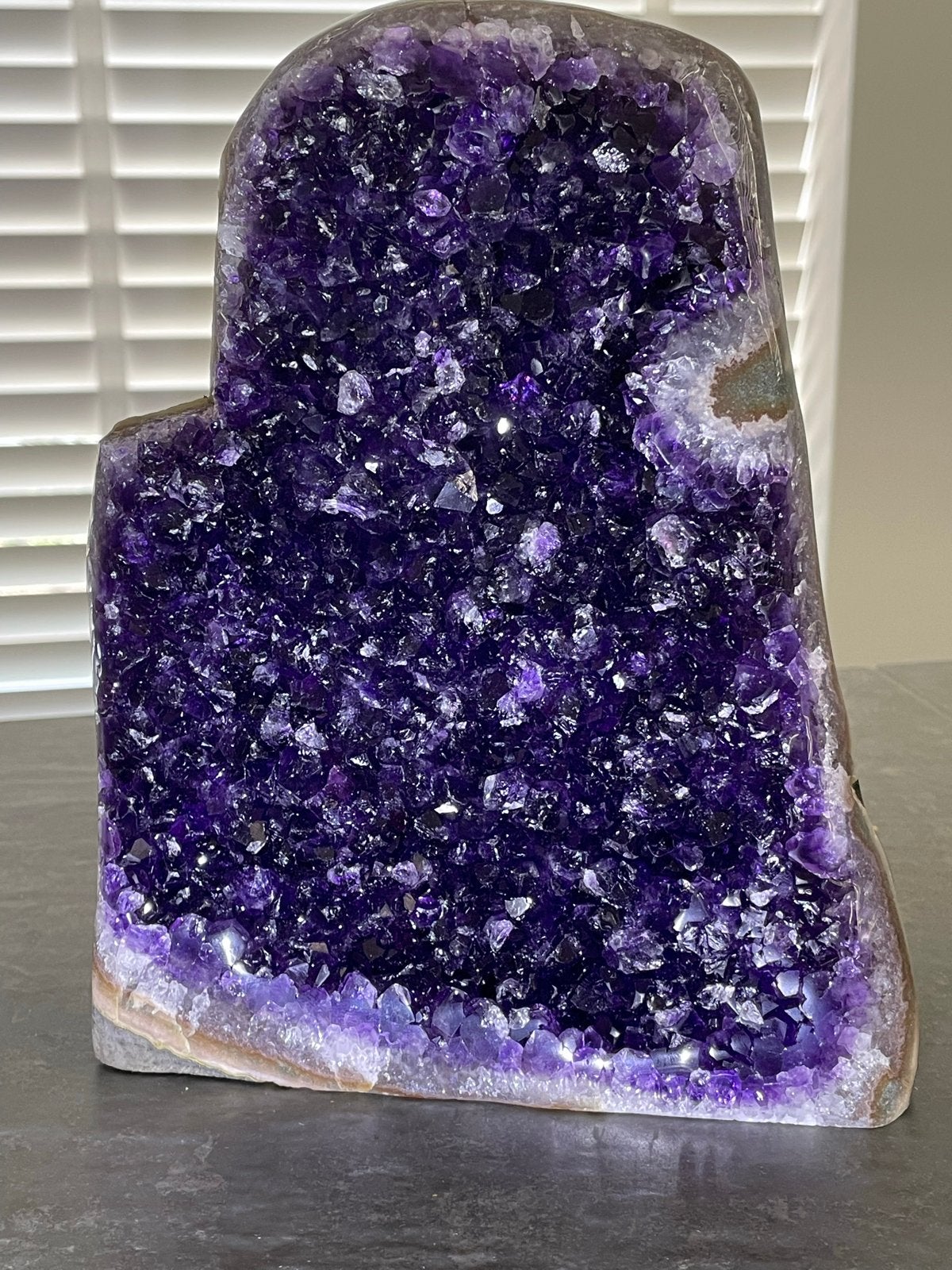 Amethist geode Brazilië, Ophalen