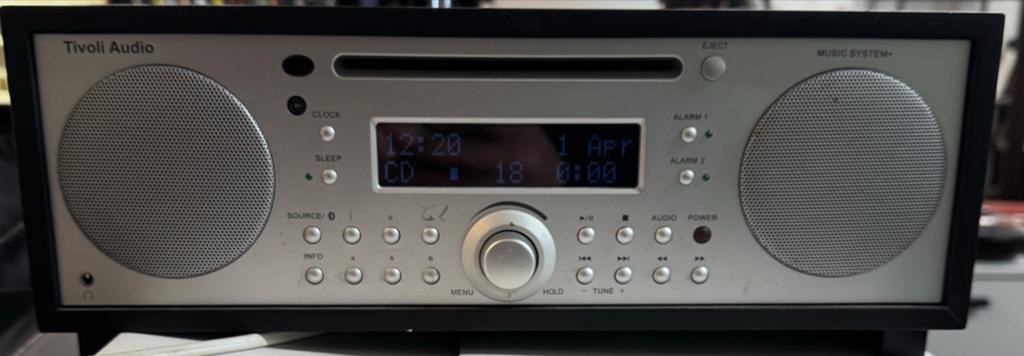 Tivoli Audio Music System+ met CD-speler en radio, Overige merken, ., Ophalen of Verzenden, Zo goed als nieuw