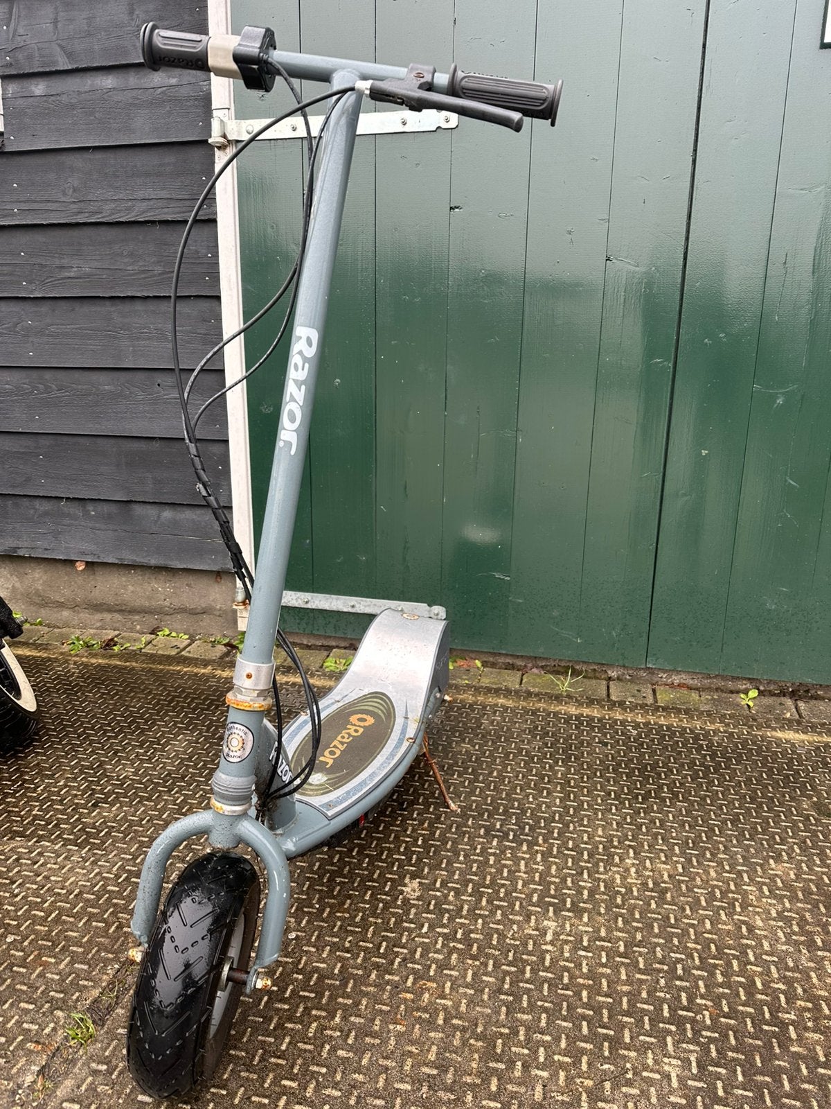 Leuke elektrische razor step met nieuwe accu’s, Ophalen, Zo goed als nieuw, Elektrische step (E-scooter)