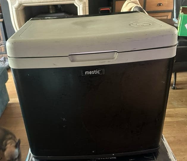 Mestic mcc 40 compressor (42ltr inhoud) koelen en vriezen, Ophalen, Gebruikt, Compressor