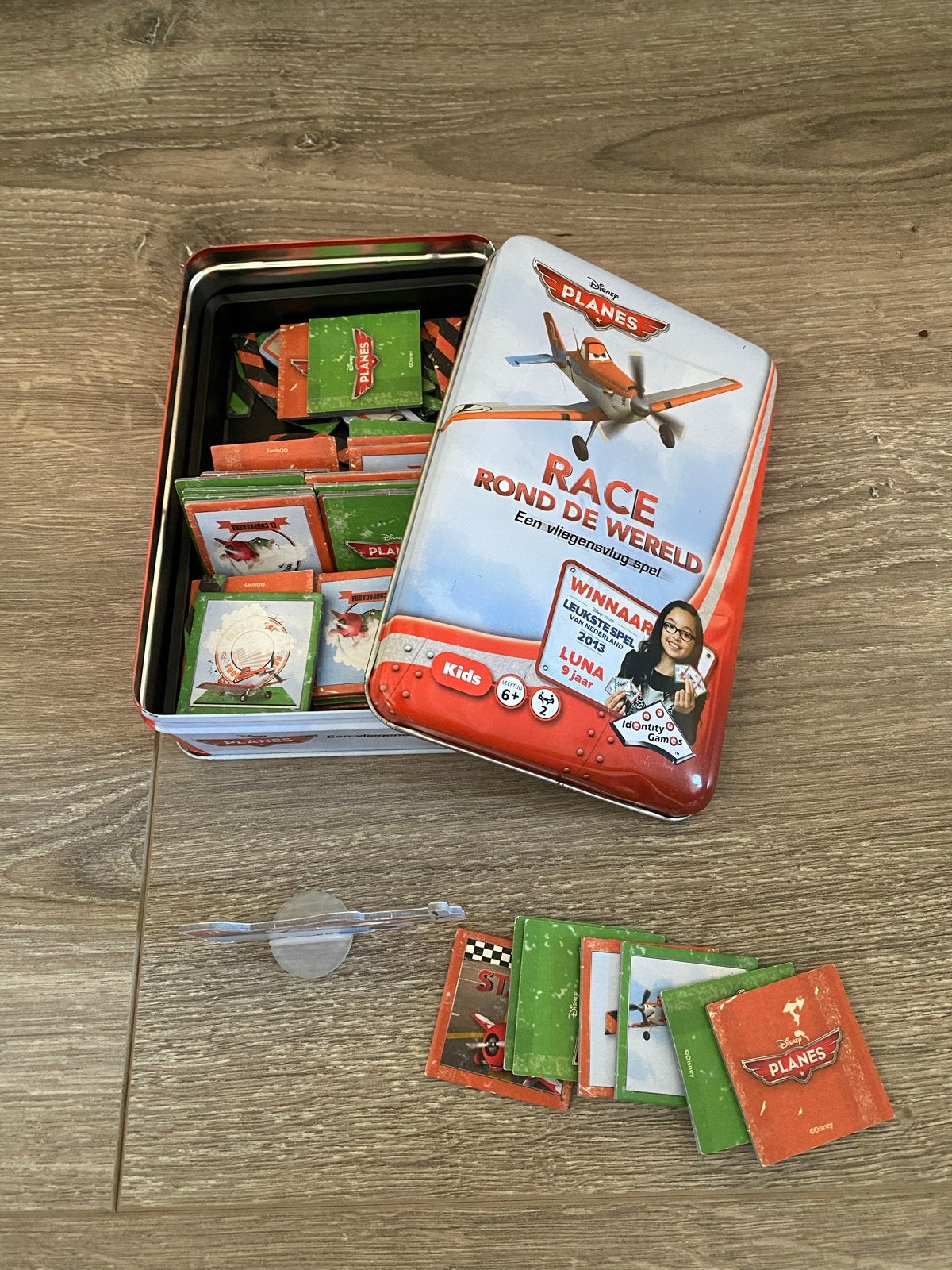Disney Planes Race Rond de Wereld Vliegensvlug Spel, Een of twee spelers, Ophalen of Verzenden, Gebruikt, Reisspel