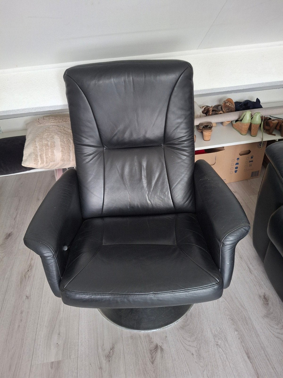 2 lederen relaxfauteuils, Huis en Inrichting, Fauteuils, Ophalen, Minder dan 50 cm, Gebruikt, Leer