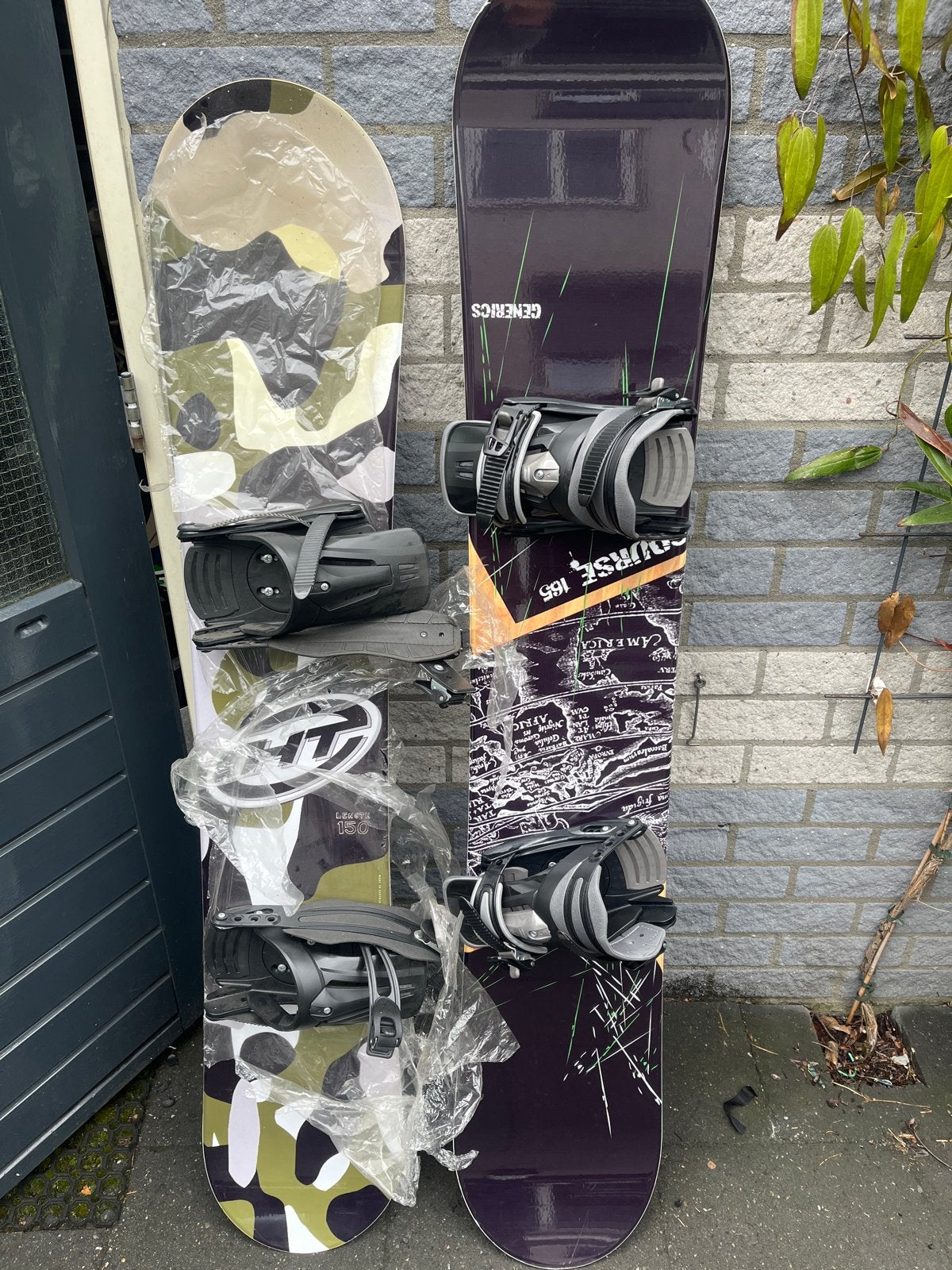 Snowboard set met 2 boards, 2 paar schoenen en tas, Ophalen, Gebruikt, Overige typen