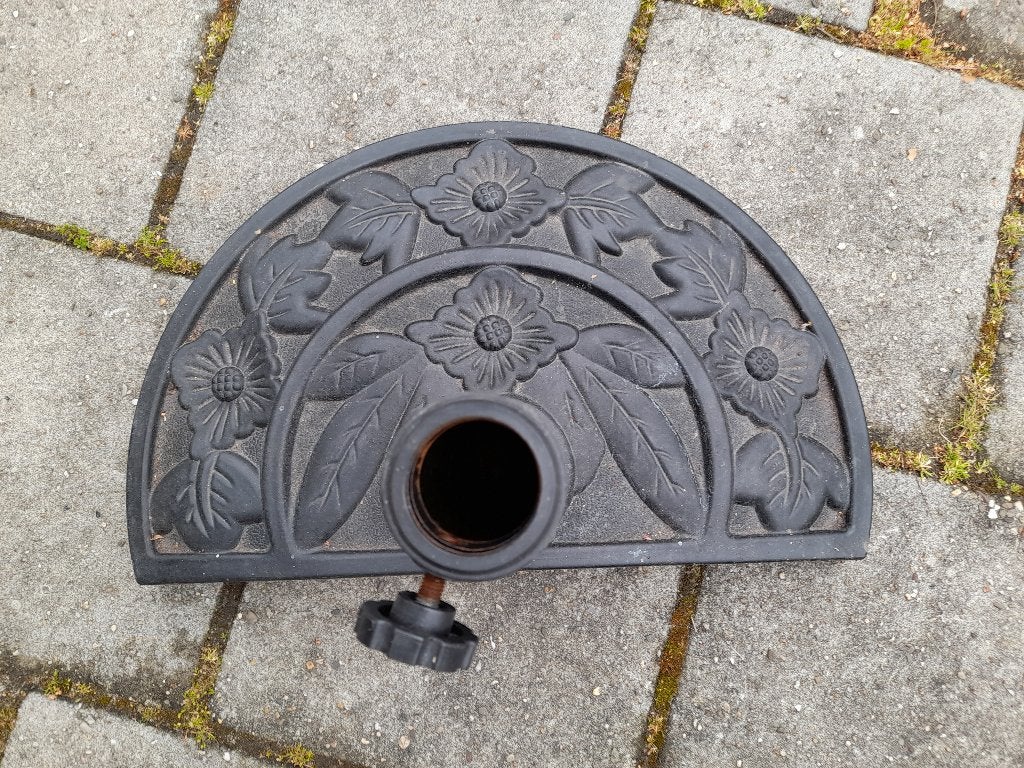 Halfrond Gietijzeren Parasolvoet 50x31x31cm - Zwart, Ophalen, Zo goed als nieuw, Minder dan 1 meter, Parasolvoet