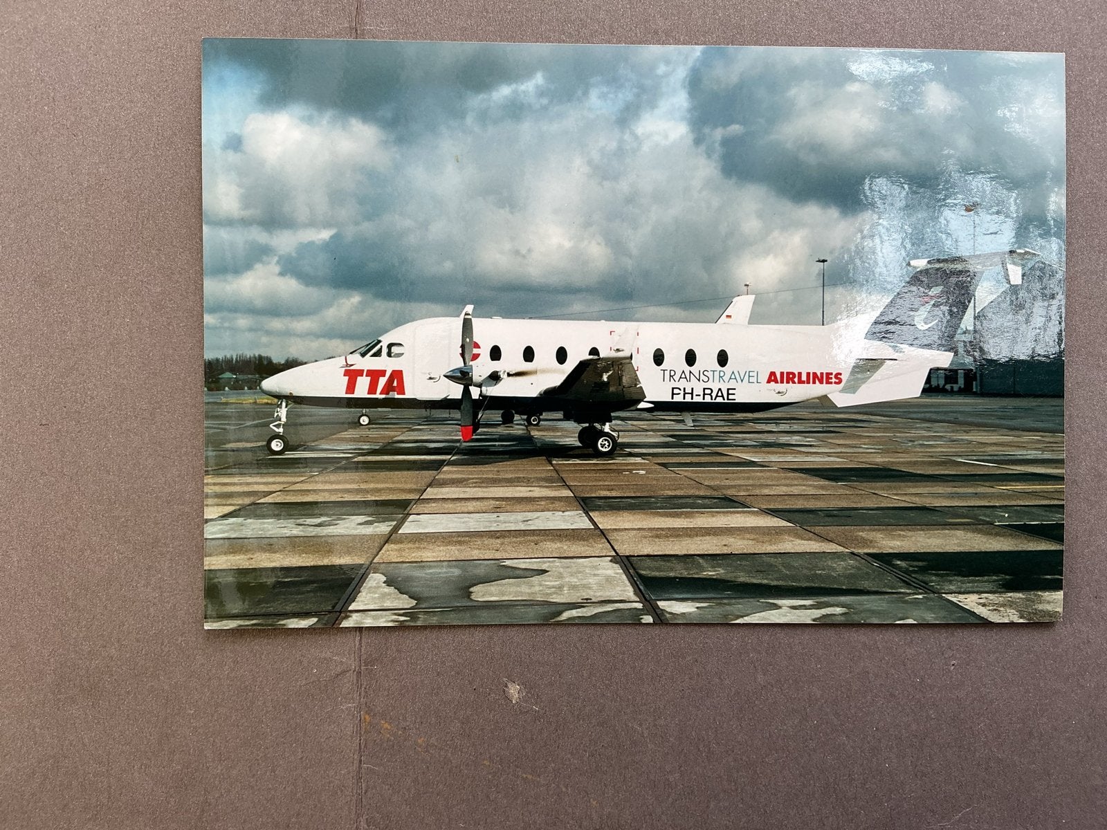 Foto Trans Travel Airlines TTA vliegtuig FH-RAE, Verzenden, Gebruikt, Kaart, Foto of Prent