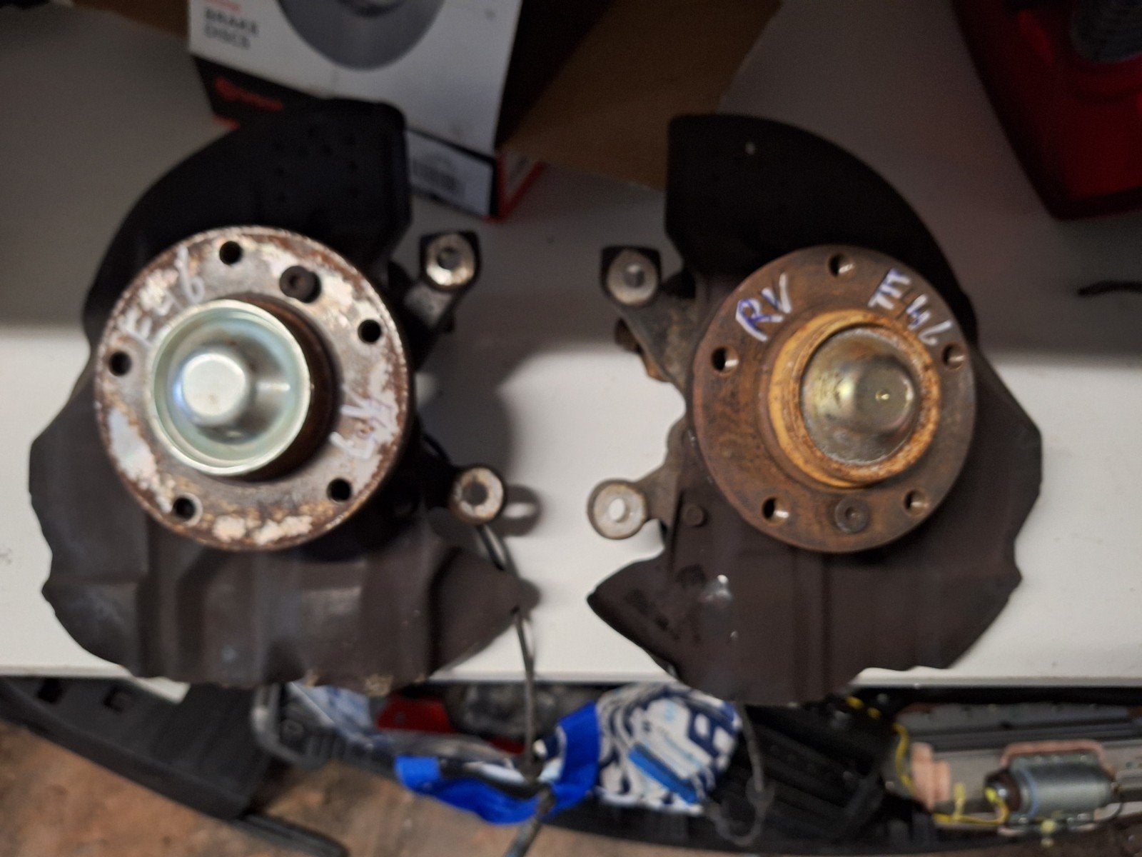 Fusee wiellager links en rechtsvoor Bmw E46, Ophalen, Gebruikt, E46, E46