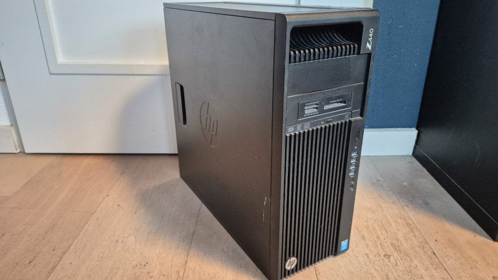 HP Z440 Workstation - Intel Xeon E5-1620 v3 - Quadro K2200, 2 tot 3 Ghz, 1501 Page Mill Road, Palo Alto, CA 94304, USA / EU Contact: HP Deutschland GmbH, HQ-TRE, 71025 Boeblingen, Germany