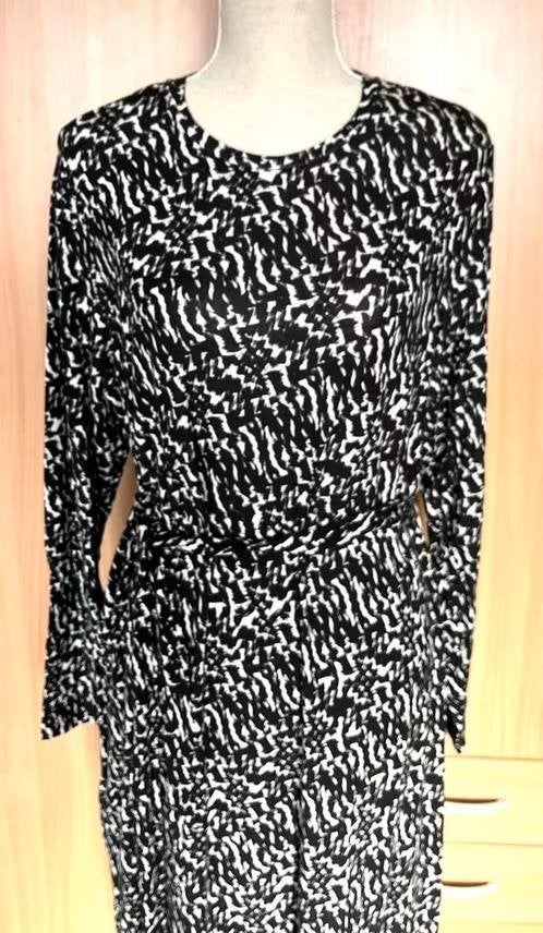 Aware lange jurk maat 44, Kleding | Dames, Jurken, Zwart, Maat 42/44 (L), Ophalen of Verzenden, Zo goed als nieuw