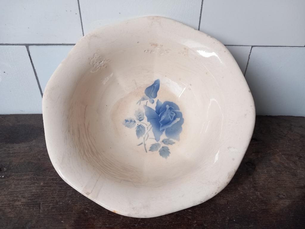 antieke beboterde schaal, roos, digoin, brocante Frankrijk, Ophalen of Verzenden