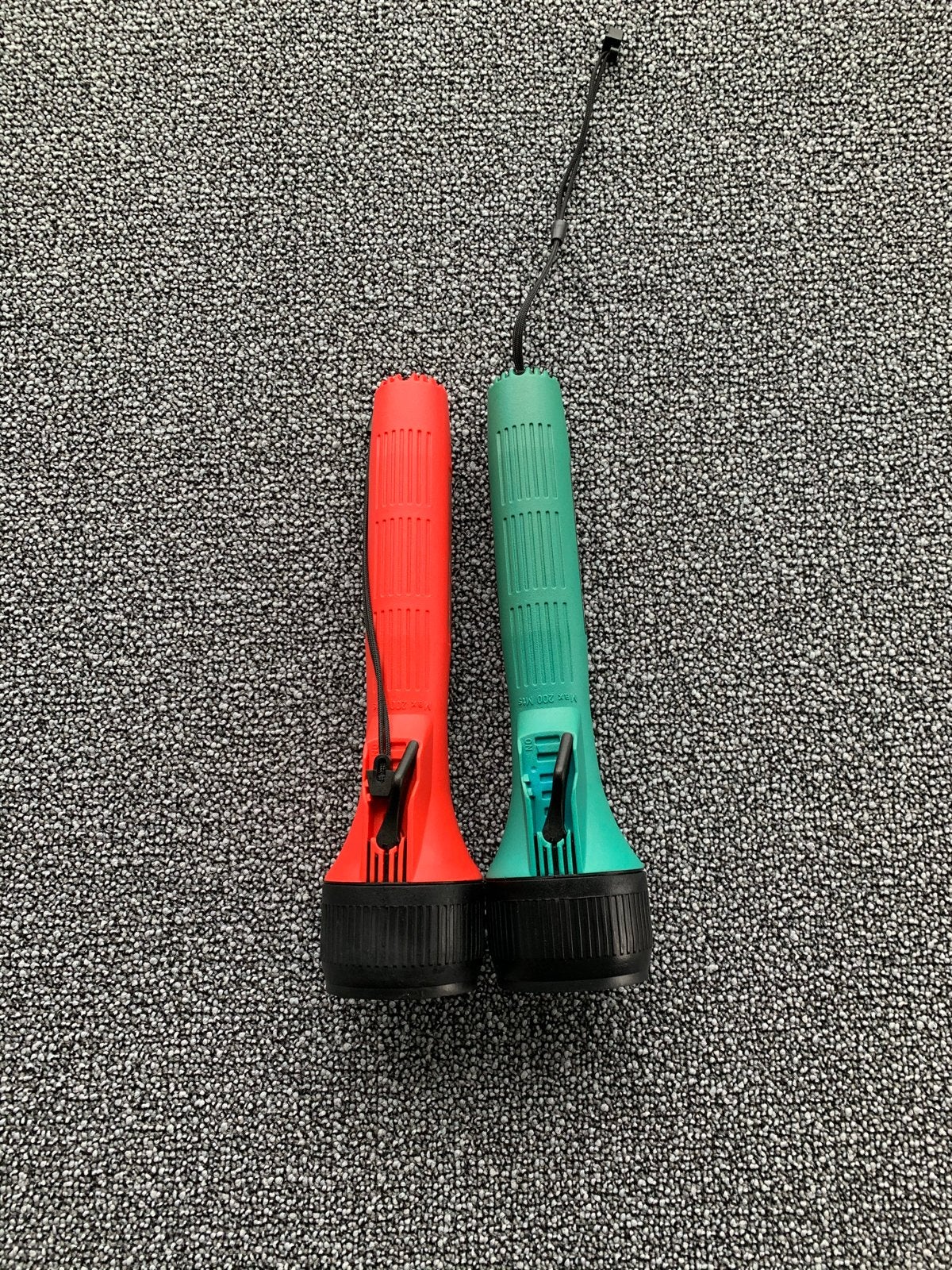 Scubapro Duiklampen - Rood en Groen, Watersport en Boten, Ophalen of Verzenden, Zo goed als nieuw, Duiklamp