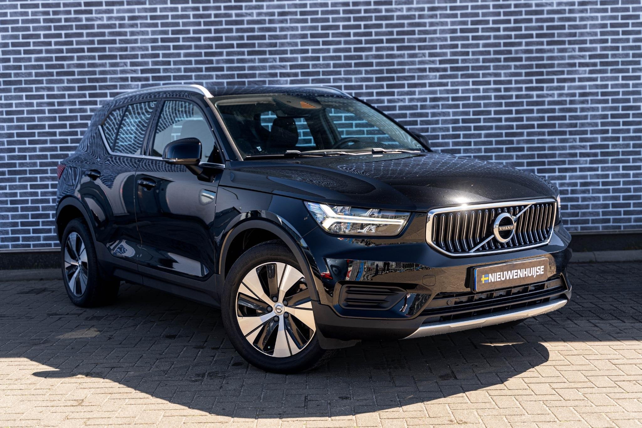 Volvo XC40 1.5 T4 Recharge Inscription Expression | Plug-in, Auto's, 12 maanden, Stof, Euro 6, Zwart