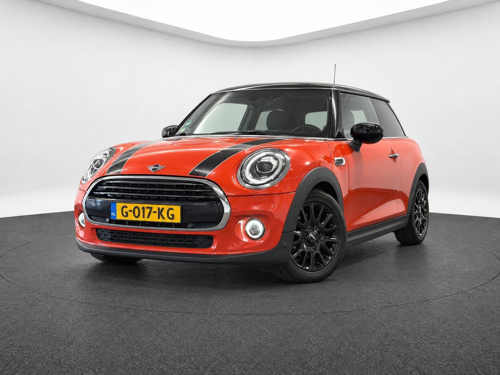 Mini 3-Deurs 1.5 Cooper Pepper (LED, NAVI, H&K AUDIO, UNION, Auto's, Dealer onderhouden, 136 pk, Gebruikt, Euro 6
