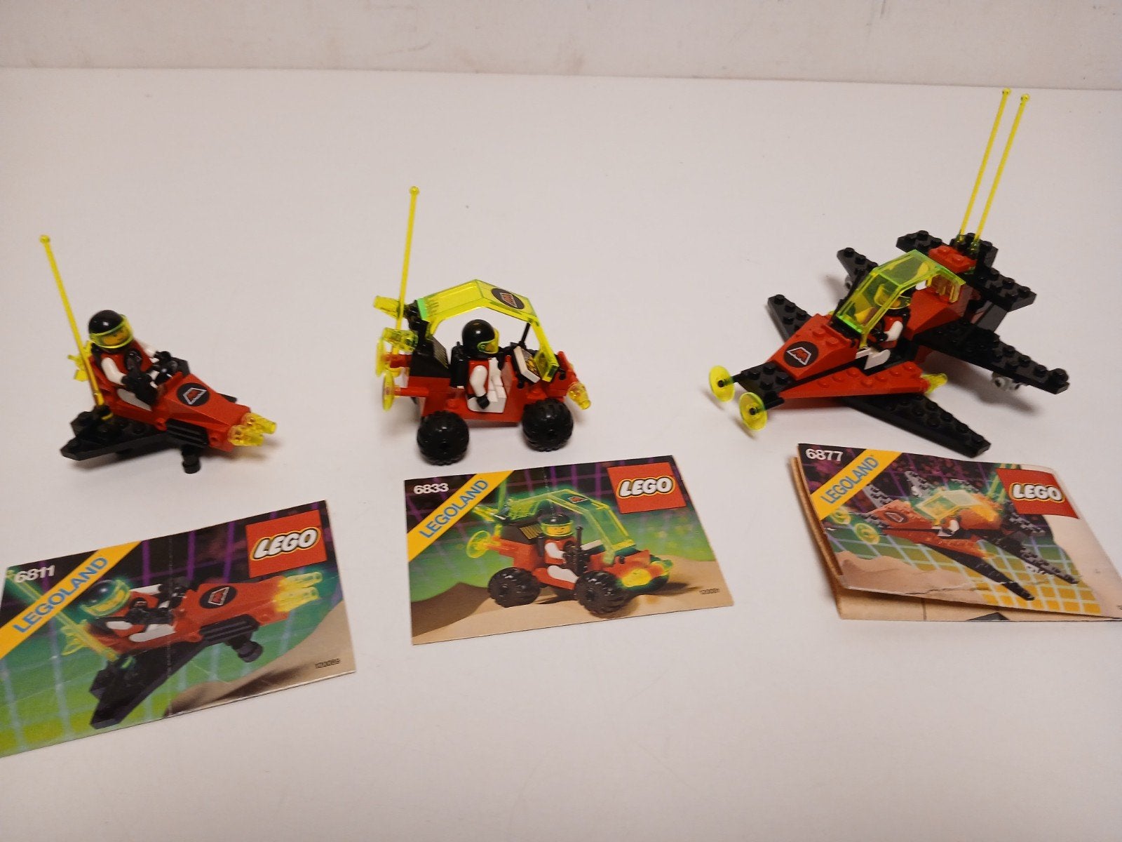 Lotje lego space m-tron 6877, 6811 en 6833 met boekjes, Ophalen of Verzenden
