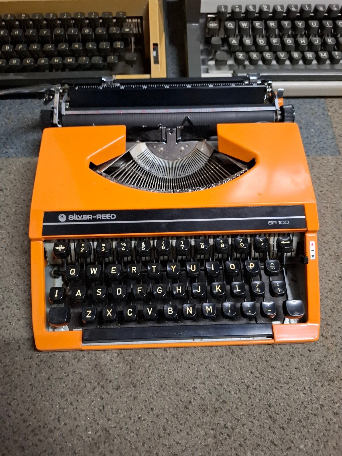 typemachine 3x, Ophalen