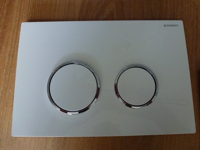 GEBERIT bedieningspaneel Sigma 20 voor up320, Ophalen of Verzenden, Zo goed als nieuw, Chroom, Toilet