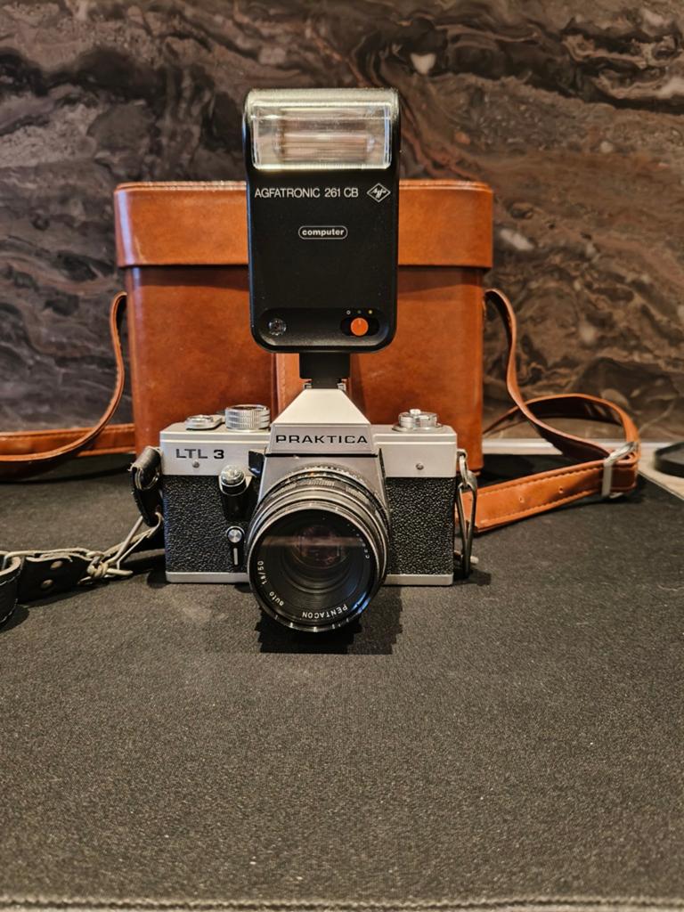 Praktica LTL 3 Spiegelreflexcamera met Agfatronic flitser, Ophalen of Verzenden, Gebruikt, Spiegelreflex, Overige Merken