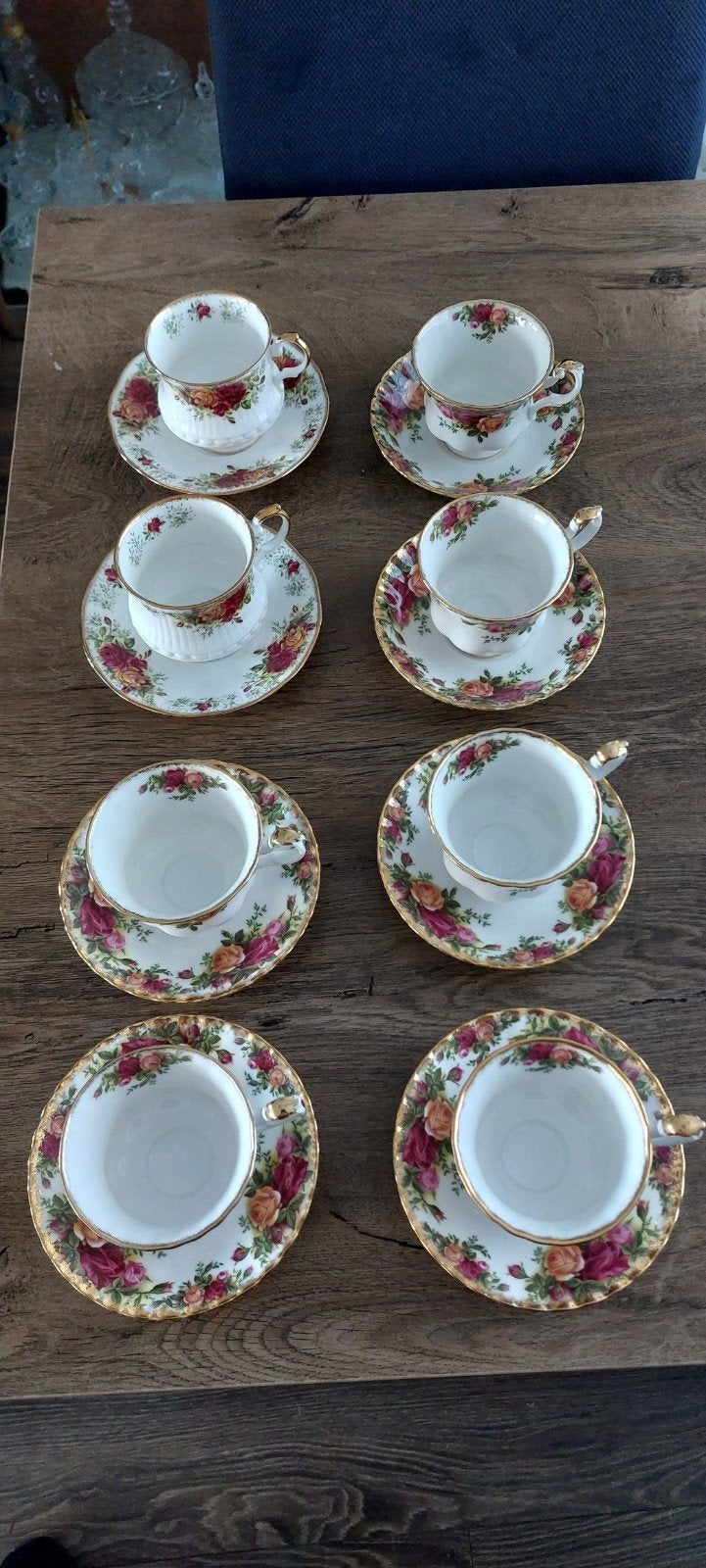 8 ROYAL ALBERT BONE CHINA ENGLAND, Ophalen